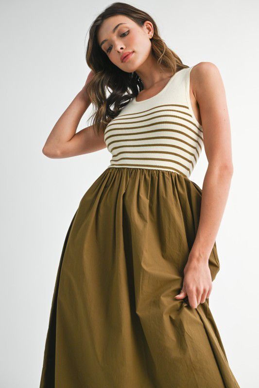 Vestido café midi rayas