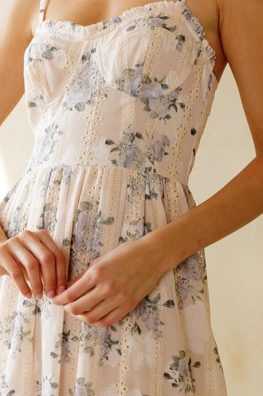 Vestido rosita con flor azul