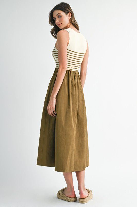 Vestido café midi rayas