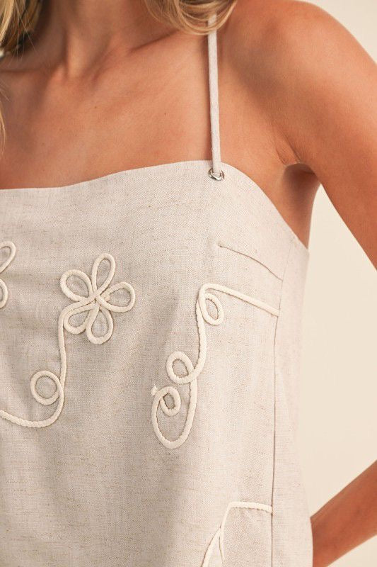 Set falda beige bordado flor